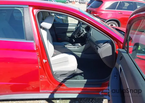 2021 Hyundai Sonata Se z USA, uszkodzony, nr VIN 5NPEG4JA1MH118387